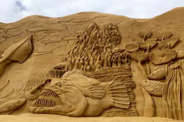 Sandskulpturen bei Søndervic (Dänemark) / 2