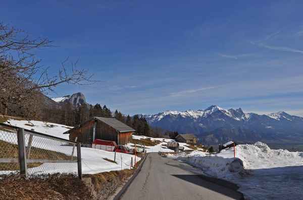 Über dem Weisstannental
