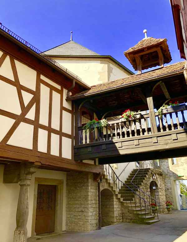 Götzenburg Innenhof