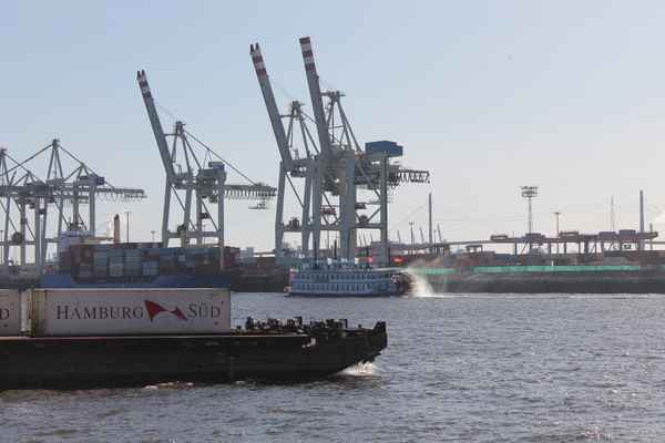 Betrieb im Hafen