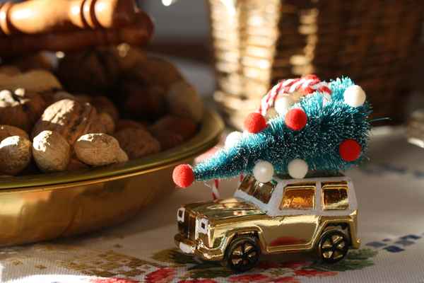 Kleines Weihnachtsauto