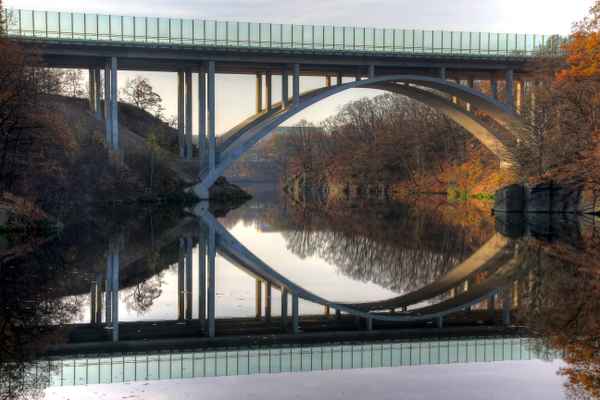 Autobahnbrücke über die Spree bei Bautzen (HDR)