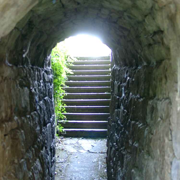 Historischer Druchgang