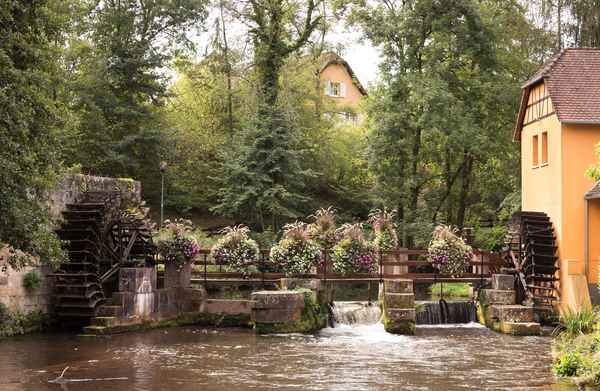 alte Mühlräder