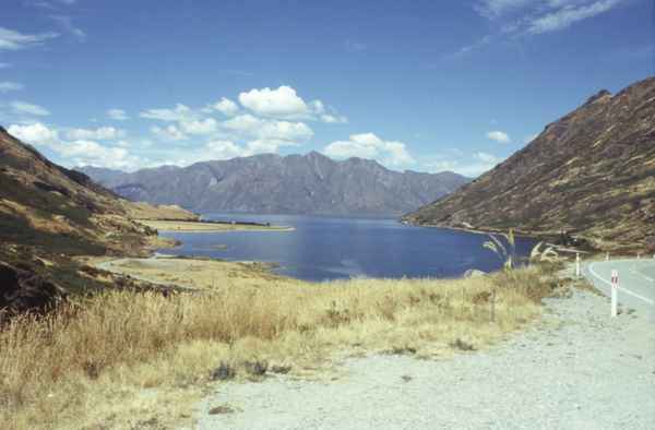 lake hawea