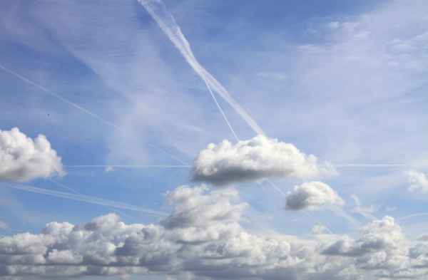 WOLKENFORMATION II