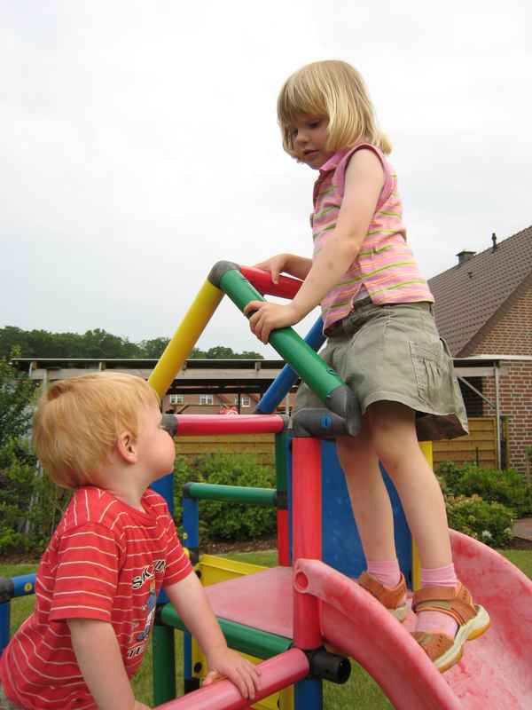 Kinder beim Spielen II