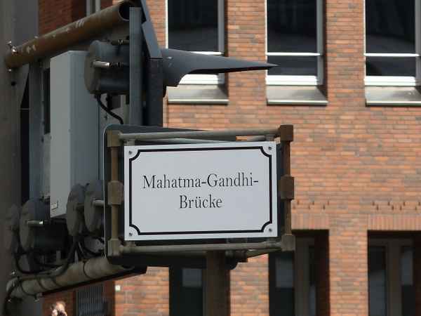 Mahatma Ghandi Brücke