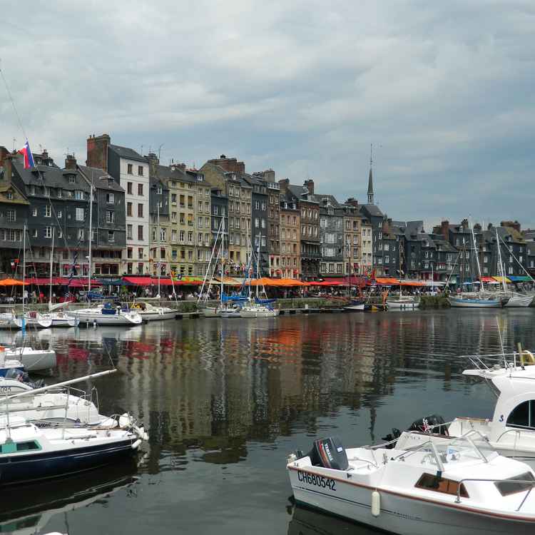 Traumurlaub Normandie - Honfleur: Vieux Bassin