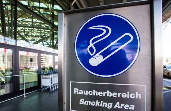 Schild Raucherbereich