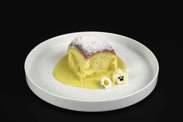 Buchteln, Wuchteln auf Vanillesoße