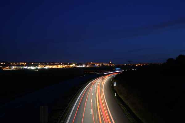 Autbahn in Bautzen bei Nacht
