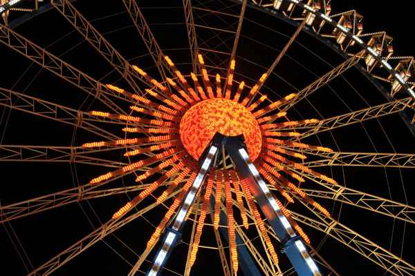Das Riesenrad bei Nacht 07