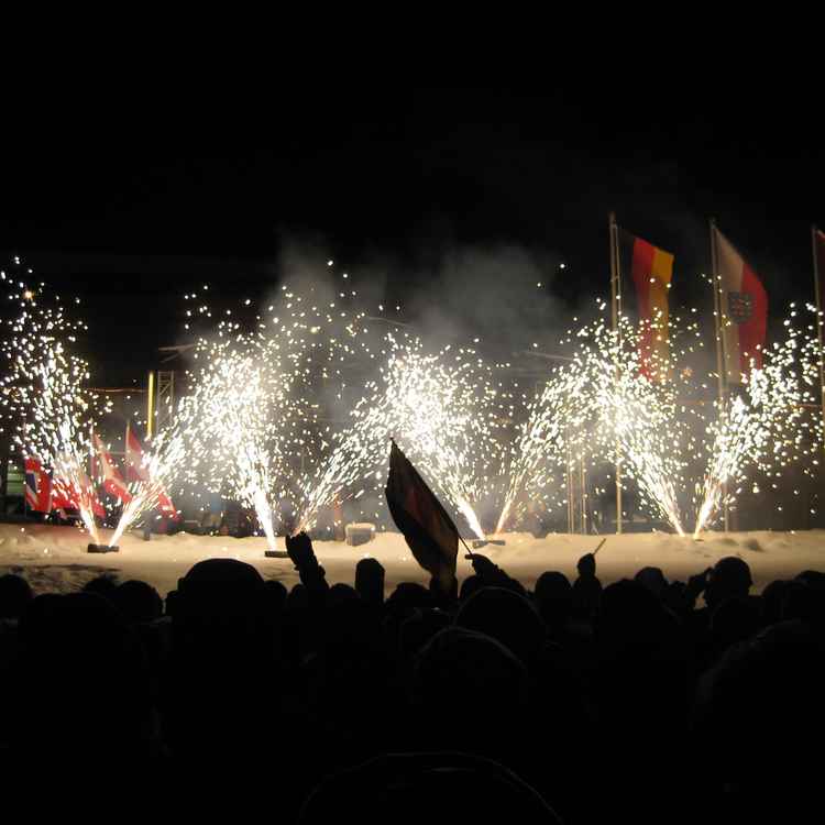Feuerwerk zur Biathlon Eröffnung