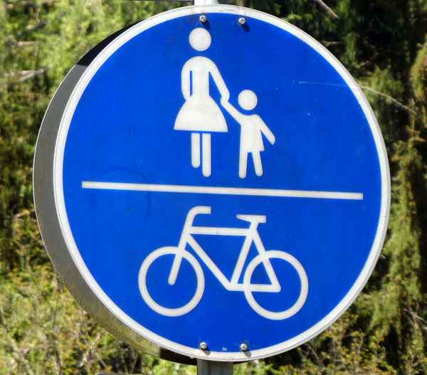 Fuß- und Radweg