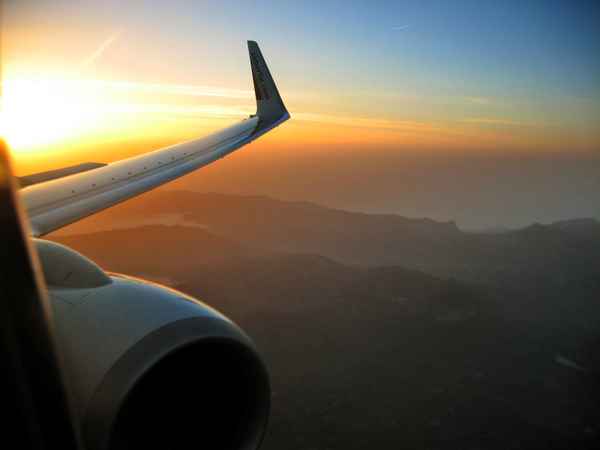 Heimflug mit Abendsonne