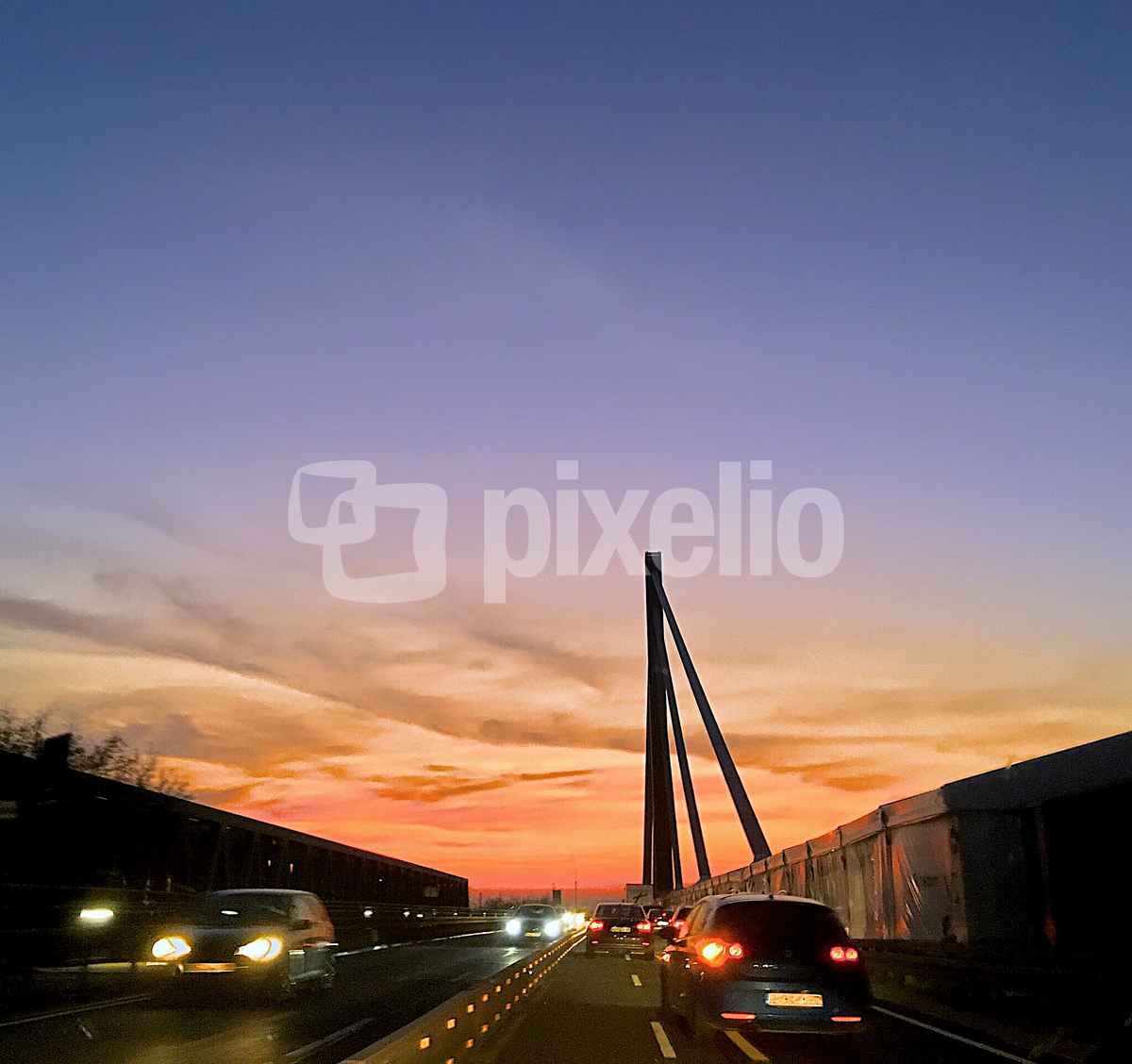 Brücke in Abendsonne