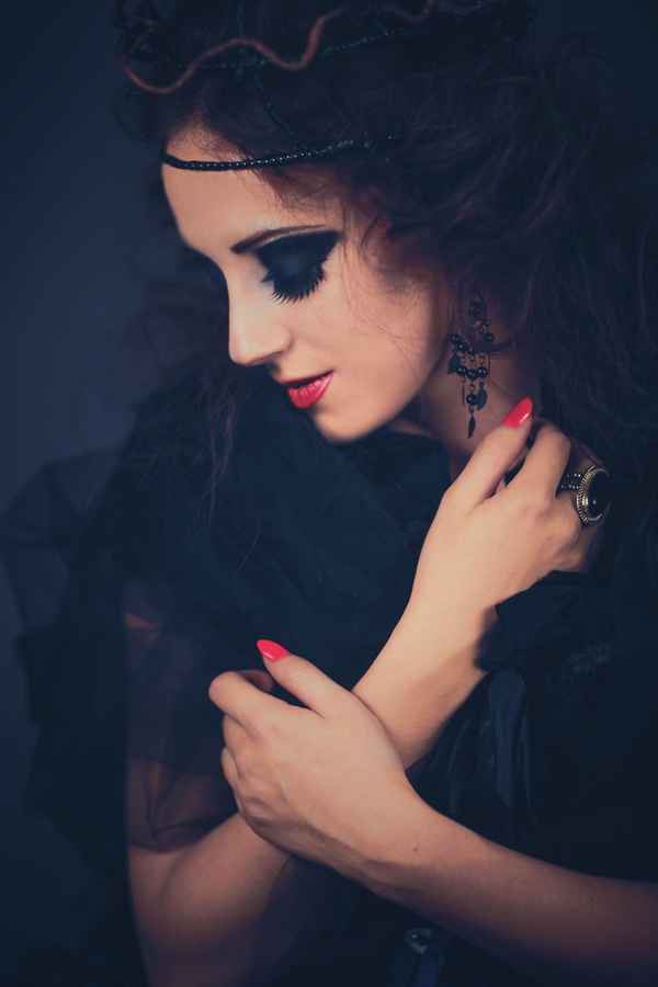 Augen zu und wo anders