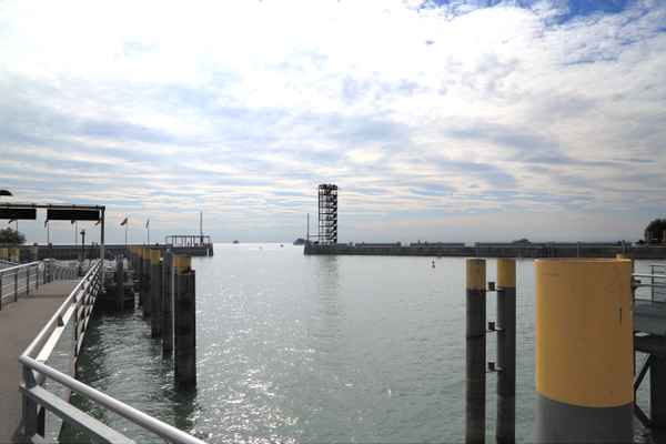 Hafen 8