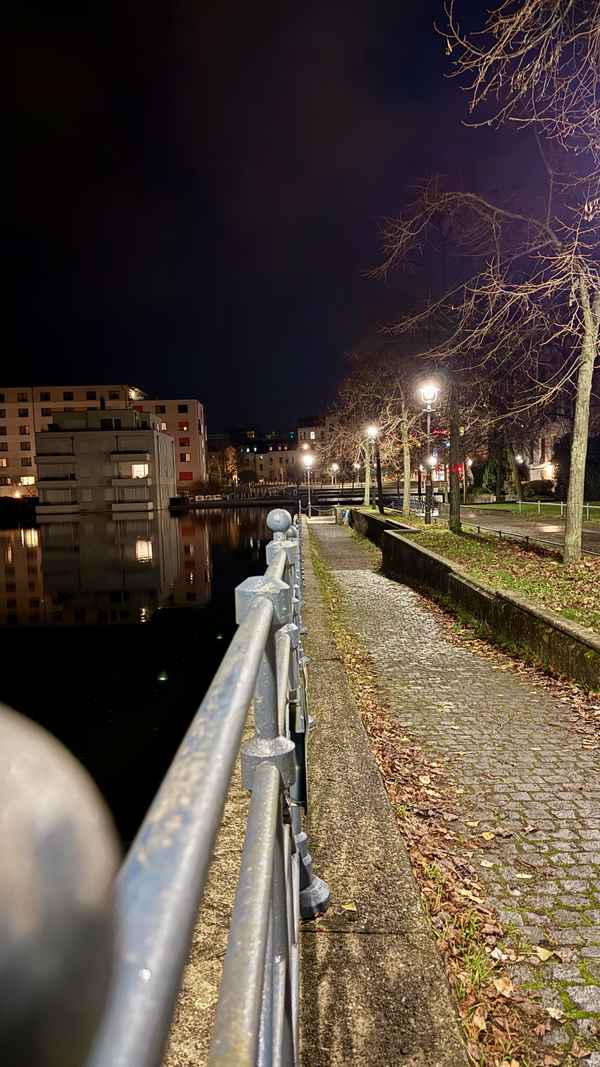 Perspektive Geländer Tegeler Hafen