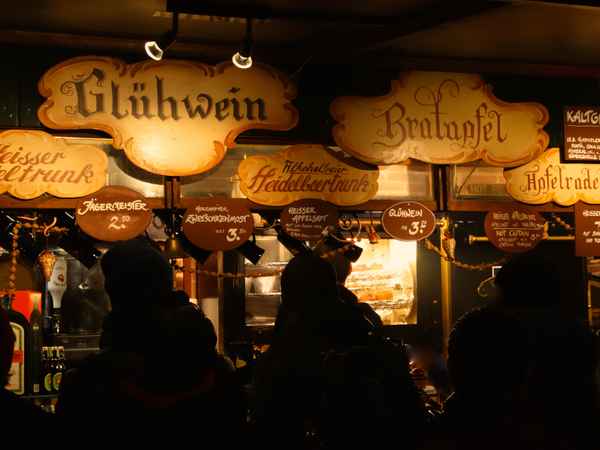 Glühwein, Bratapfel & Co