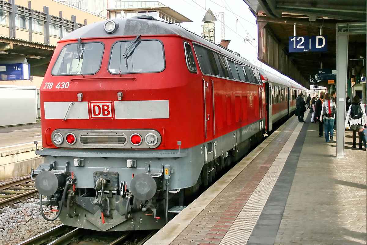 Diesellok BR 218