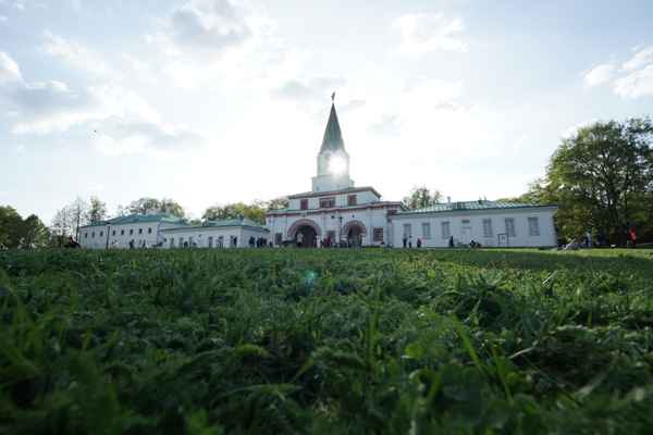 Kirche, Moskau 70. Siegestag