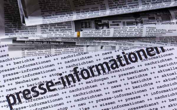 Presseinformationen mit Zeitung 3