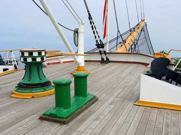 Deck