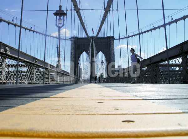 Auf der Brooklyn Bridge...