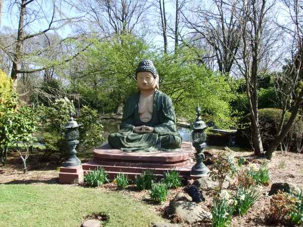 Budda im Tierpark