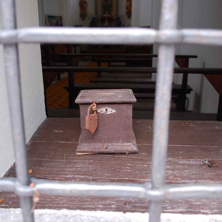 Eine kleine Spende bitte