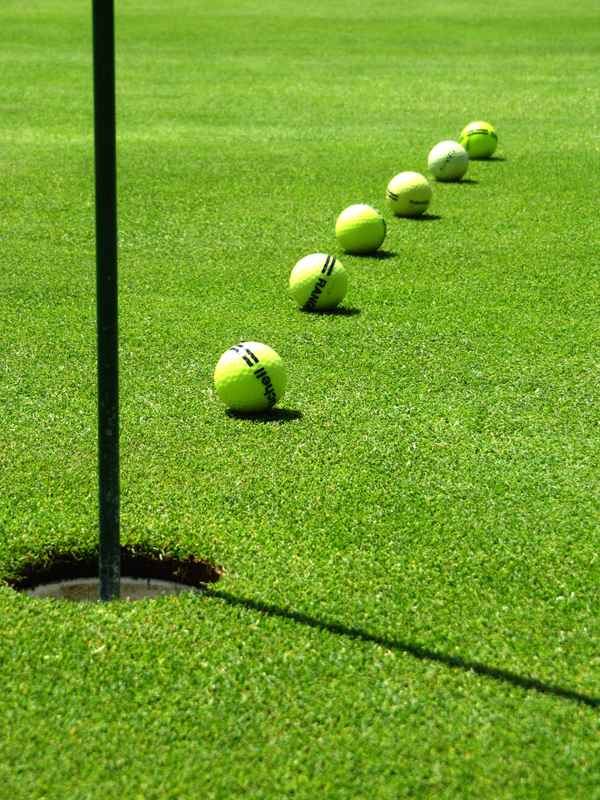 Übungen auf dem Putting-Grün 2