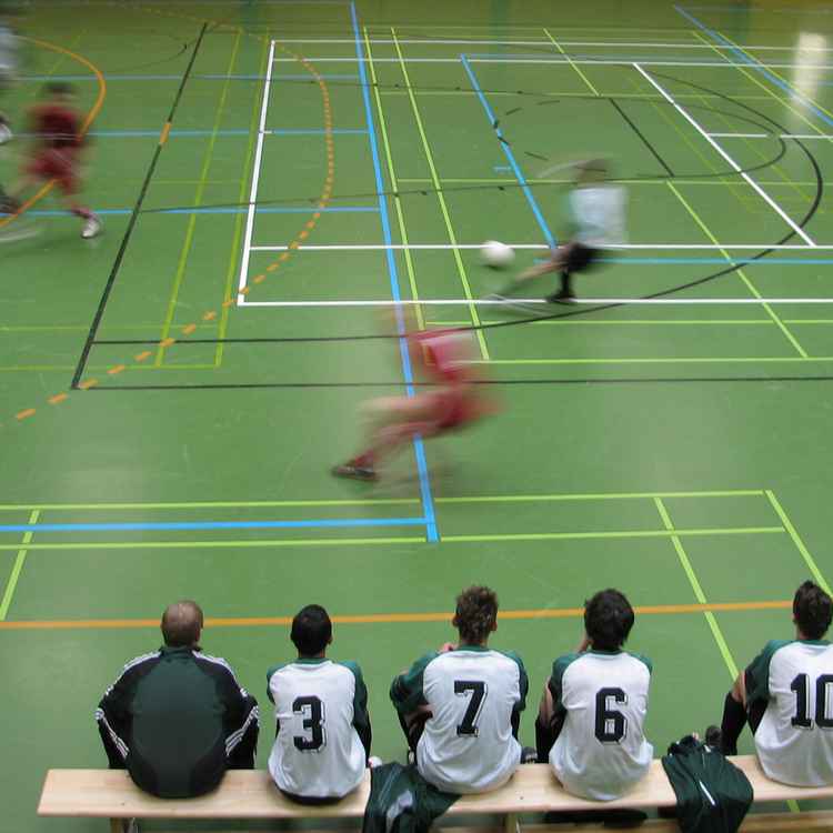 Hallenfußball