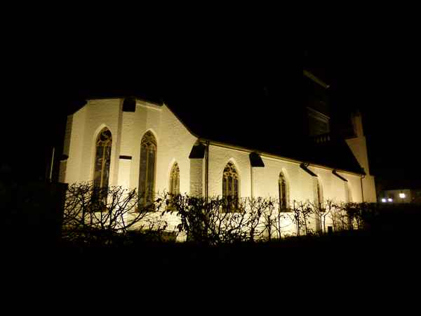 Kirche - erleuchtet