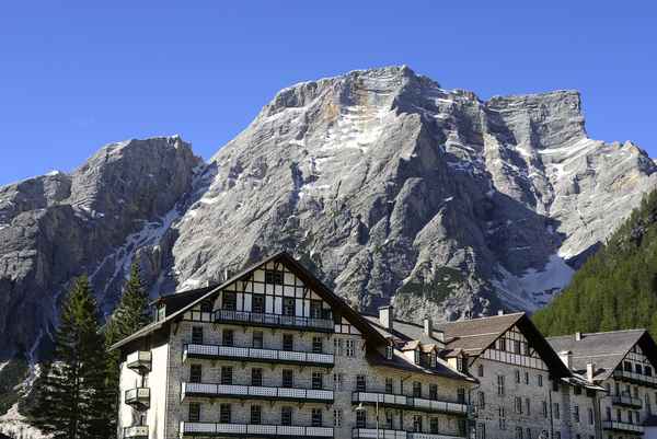 Hotel Pragser Wildsee