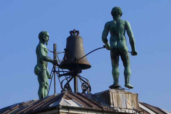 Teil vom Uhrenturm in Udine