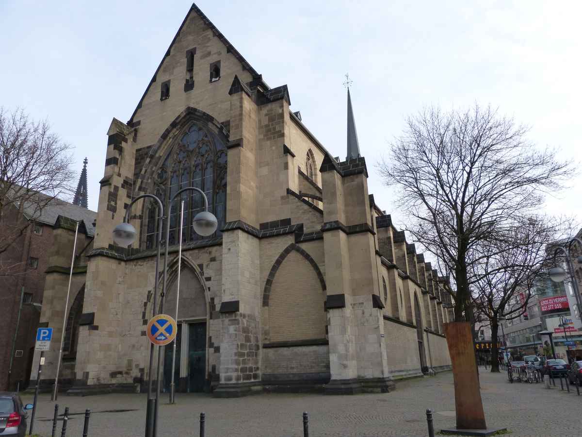 Minoritenkirche 02