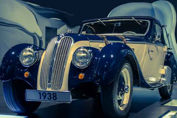 BMW 327