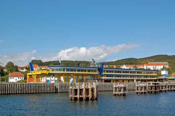 Der alte Fähranleger im Sassnitzer Hafen im neuen Gewand