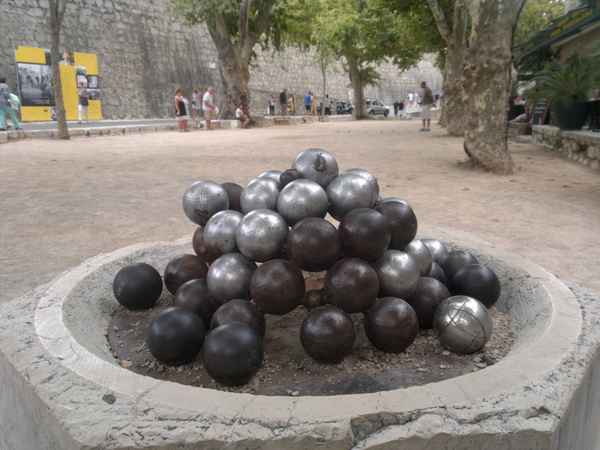 Bouleplatz Saint Paul de Vence