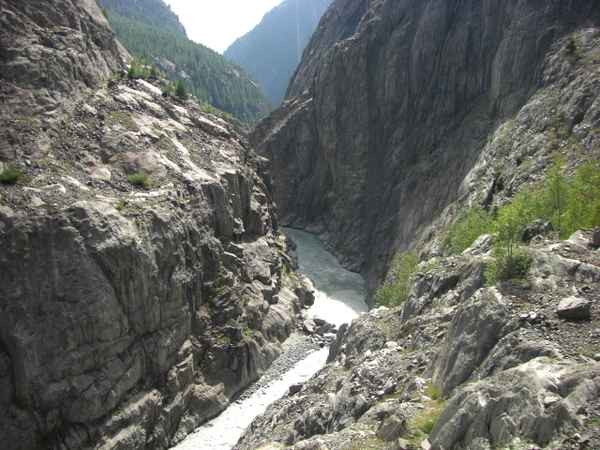 Die Massaschlucht / 4