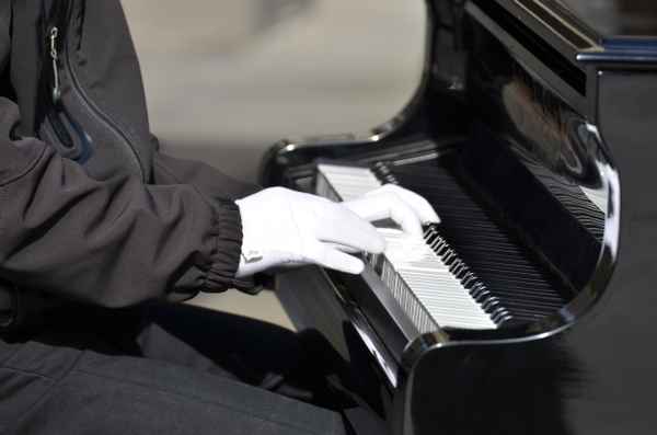 Pianist auf der Domplatte