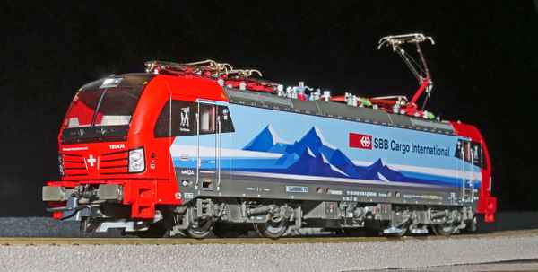Moderne Modellbahnlok