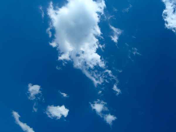 Eine Wolke kommt selten allein