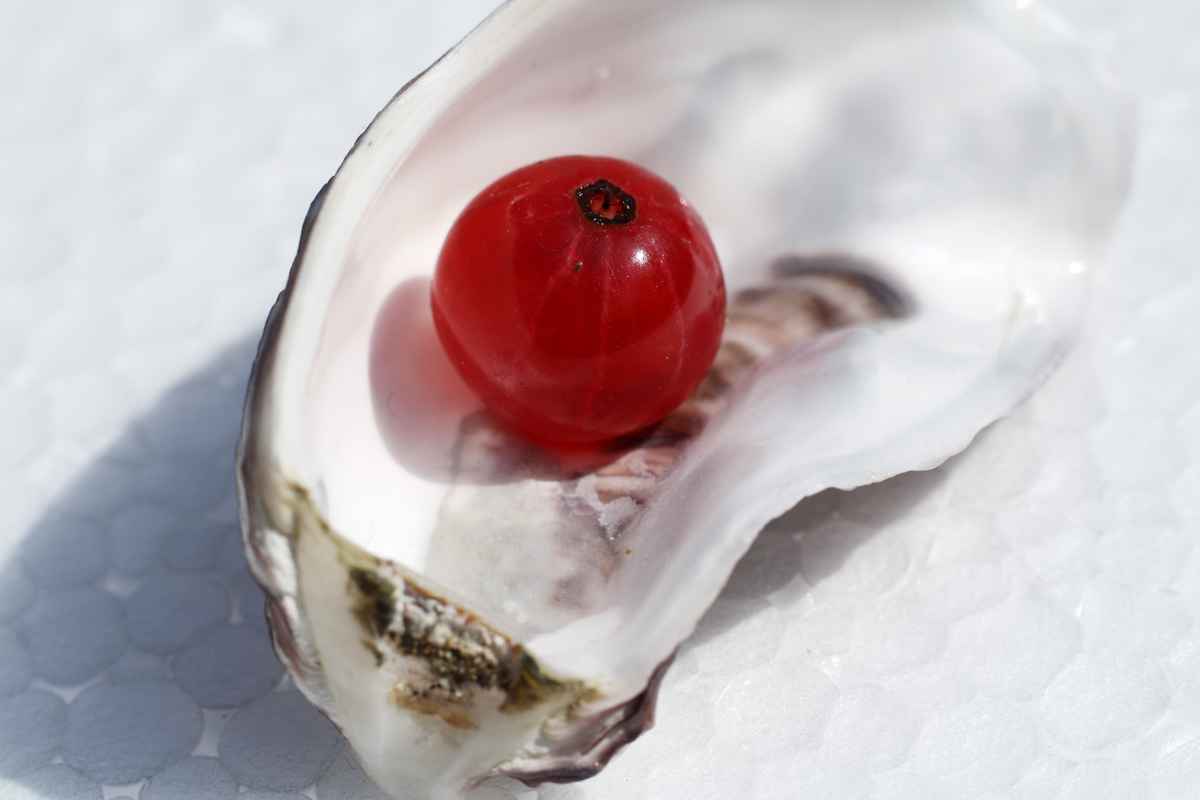 Rote Perle