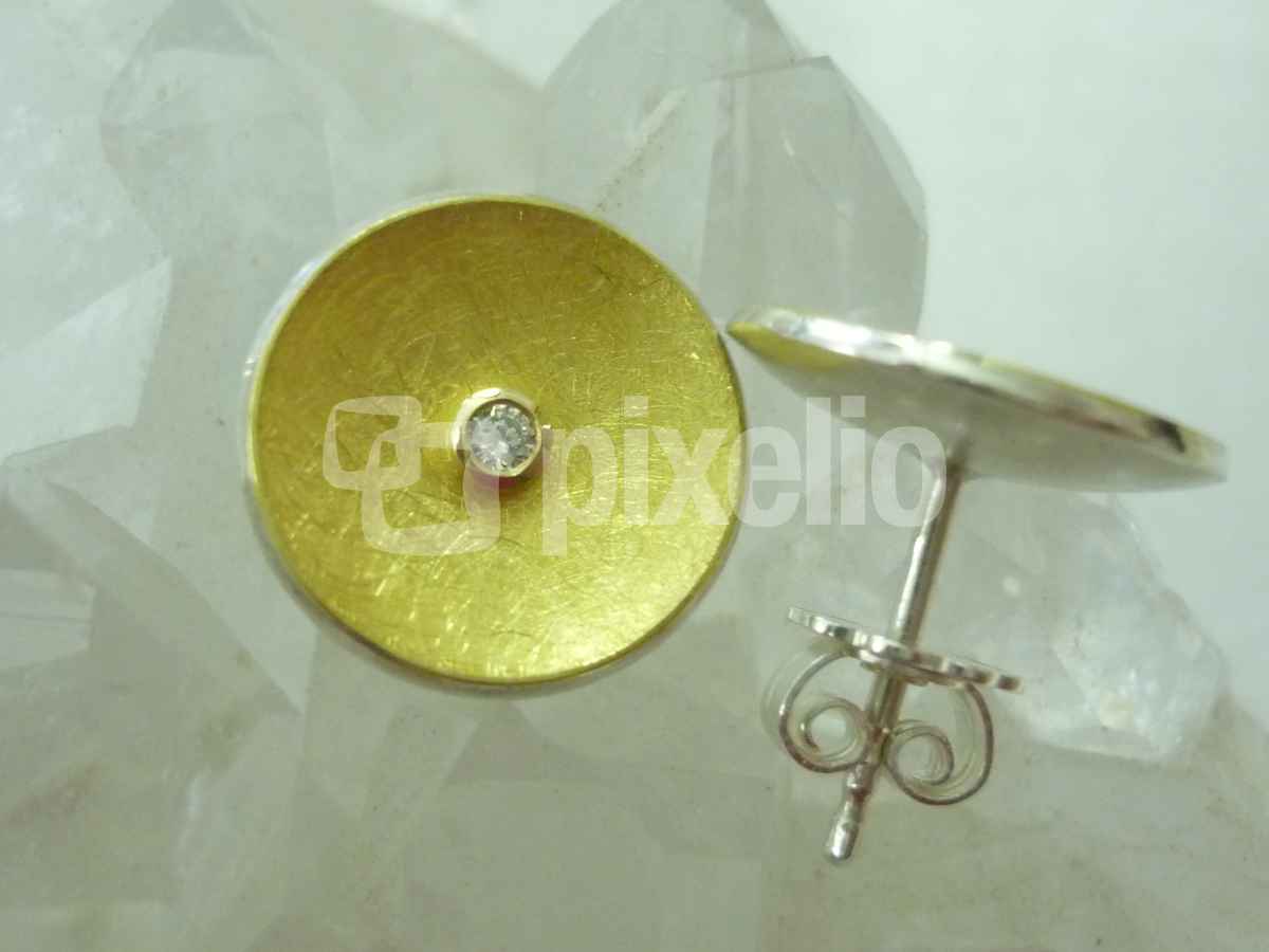 Ohrstecker rund