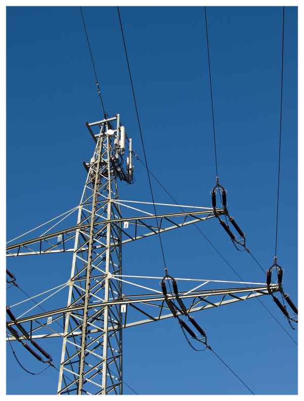 Mobilanlage auf Strommast