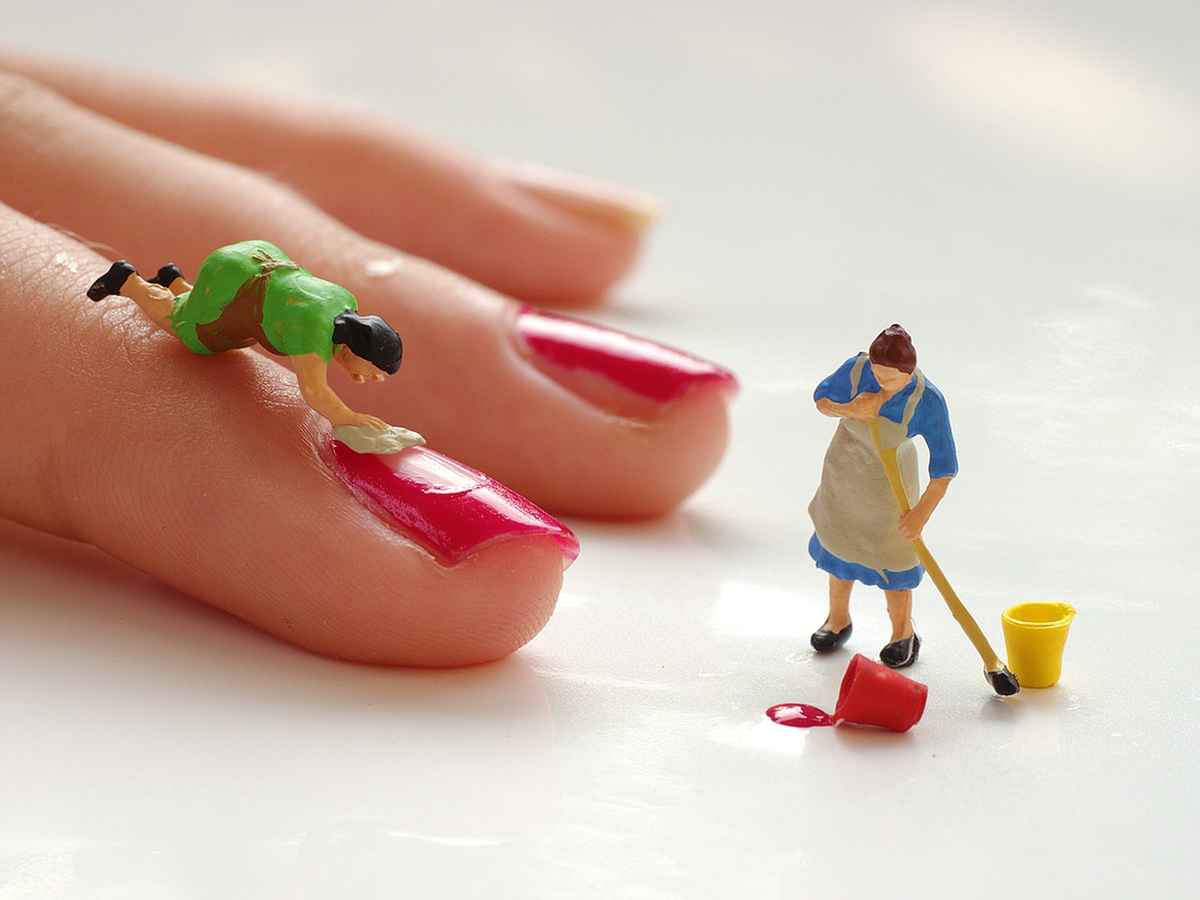 Nagellackentferner . . .