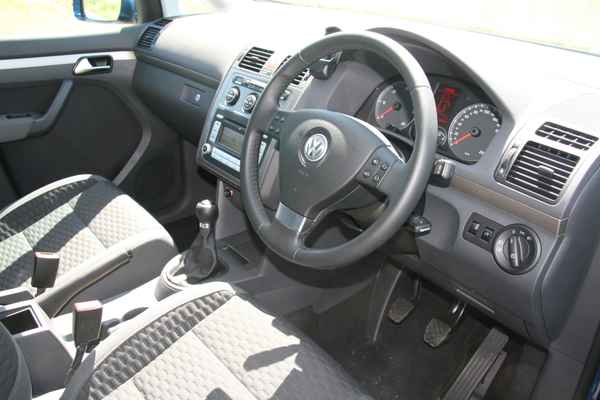 Rechtslenker RHD Volkswagen Touran